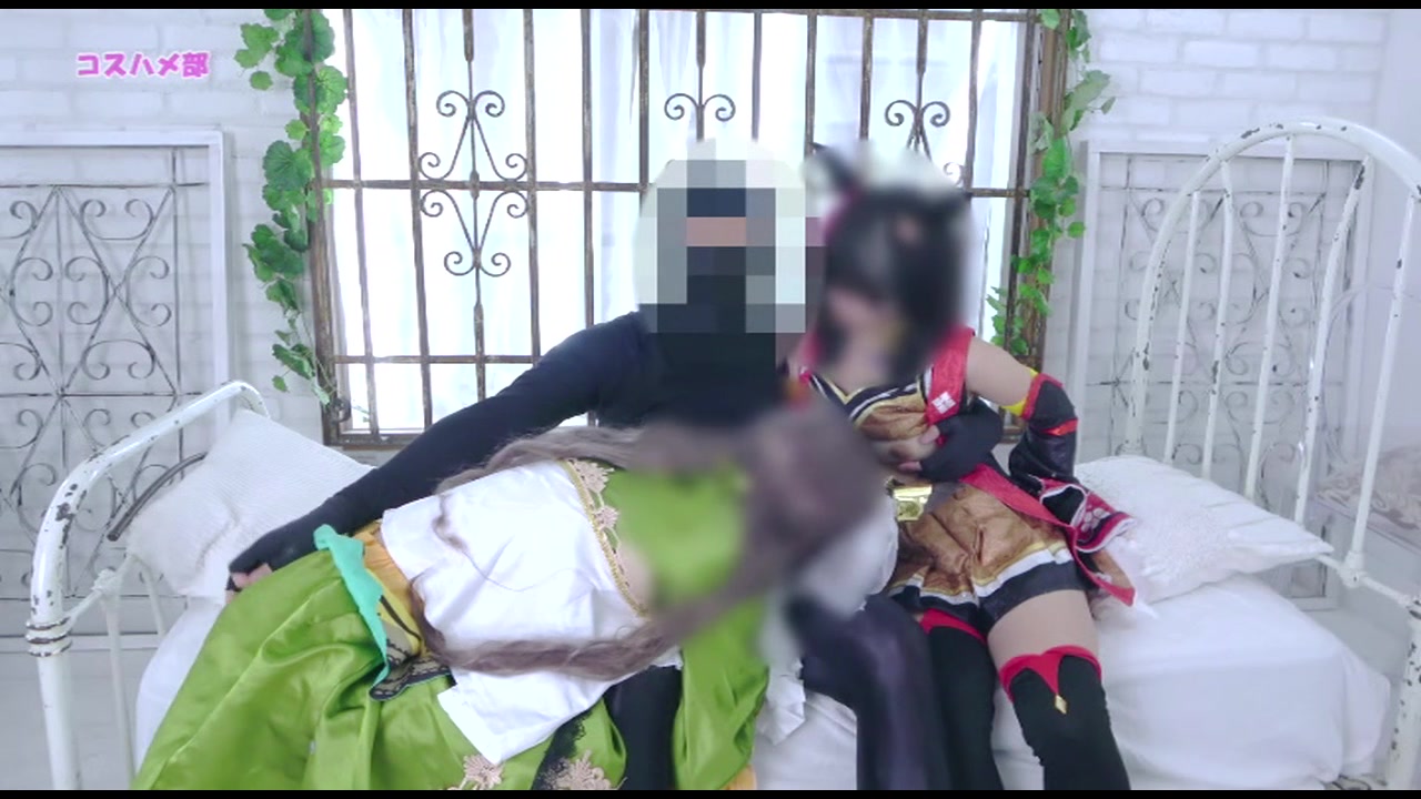 【秘密のウ〇ぴょいコスプレオフパコ】３Pウ〇ぴょいサ○ノダイヤモンド勝負服コス編！仲良しレイヤーちゃん達と濃厚中出しエッチ！ サンプル画像