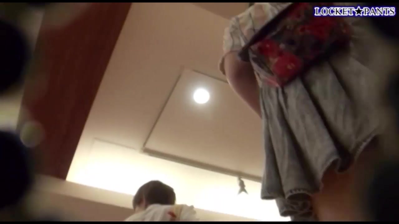 Locket★pantsさんのPANチラ逆さ撮り No.71～80 サンプル画像14