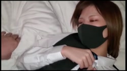 パチ屋の景品カウンターで愛嬌がよく笑顔が可愛い彼女と仕事終わりに初ハメ・中出し サンプル画像
