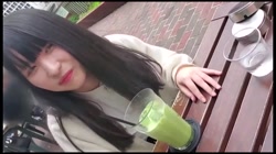 【初・顔出し】八重歯が可愛いGカップスレンダー美女。『今の給料じゃ厳しくて…』カメラに怯えながらも感じる彼女に容赦なく2度連続中出し。。 サンプル画像1