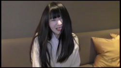 【初・顔出し】八重歯が可愛いGカップスレンダー美女。『今の給料じゃ厳しくて…』カメラに怯えながらも感じる彼女に容赦なく2度連続中出し。。 サンプル画像2
