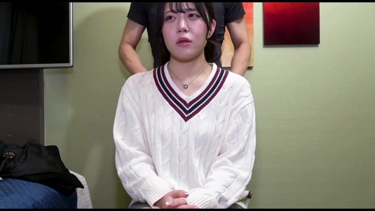 【初撮】アイドルデビューを目指すスレンダーあずさちゃん。恥らしいながらもバックで喘ぎ白い肌が赤くなる。「ダメ、気持ちいい、イクゥ！」と締め付けマンコに熱いザーメンを膣奥まで注がれる サンプル画像