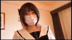 【ハメ撮り・中出し】ニーハイソックスが似合う18歳スレンダー□り美○女に連続中出し サンプル画像