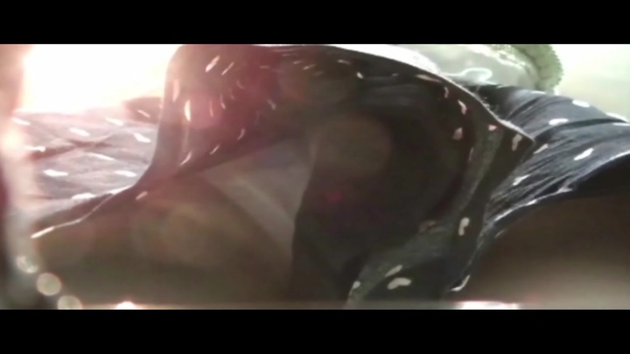 パンチラ街角盗撮205 サンプル画像2