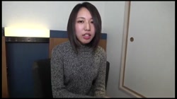 【顔出し】【NTR実況】某有名遊園地で働くスタイル抜群の巨乳美女が寝取られ好きの彼氏の為に他人チンポでＳＥＸしているところを実況中継しながらイキまくり！ サンプル画像0