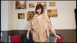 高身長で８頭身の完璧プロポーション！圧倒的『彼女感』の清楚お嬢様が顔よりデカい下品なチンコに甘キス連発！種付け中出し２連発でメス墜ち完全昇天！ - Disc-1 サンプル画像2