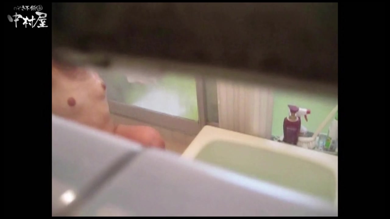民家風呂専門盗撮師の超危険映像 Vol.014 サンプル画像