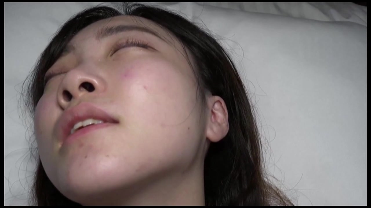♀76 垢抜けないスレンダーで若い女のコにたっぷり中出し♡若さゆえの引き締まりボディを堪能♡ サンプル画像