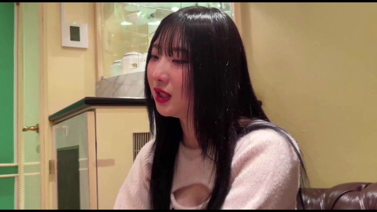 あの有名アイドルに激似の超絶美女ちゃん。清楚フェイスなのにどエロくてたまらん密会セックスを公開。 サンプル画像