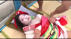 マジックミラー号 ドーランを赤く染めるほど恥ずかしがる芸妓さんと夢の野球拳SEX (加工あり) サンプル画像