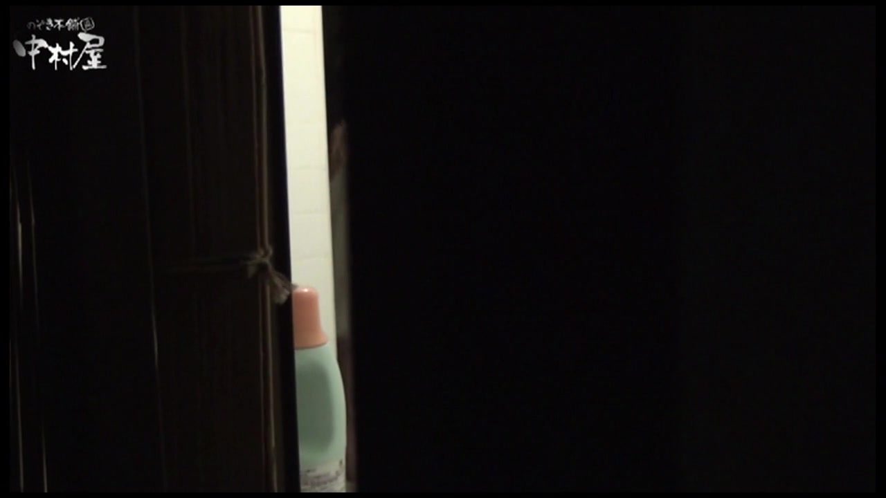 民家風呂専門盗撮師の超危険映像 Vol.030 サンプル画像14