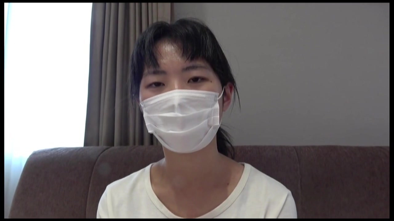 初公開☆ハメ撮りするとは思えない田舎娘に男3人で4P!2連発中出しとごっくんフェラ☆ しほ サンプル画像0