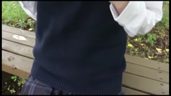 同級生じゃものたりないの・・・」ツインテールの美少女に公園で野外猥褻に次ぐ強制猥褻！！密室に連れ込み２回中出し！！ サンプル画像1