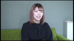 少女のような笑顔の清楚美女が驚愕のフェラテク！室内に響き渡るジュボジュボフェラ音で、自分でおっきくしたデカチンにハメられイキまくりの無許可中出し！ サンプル画像