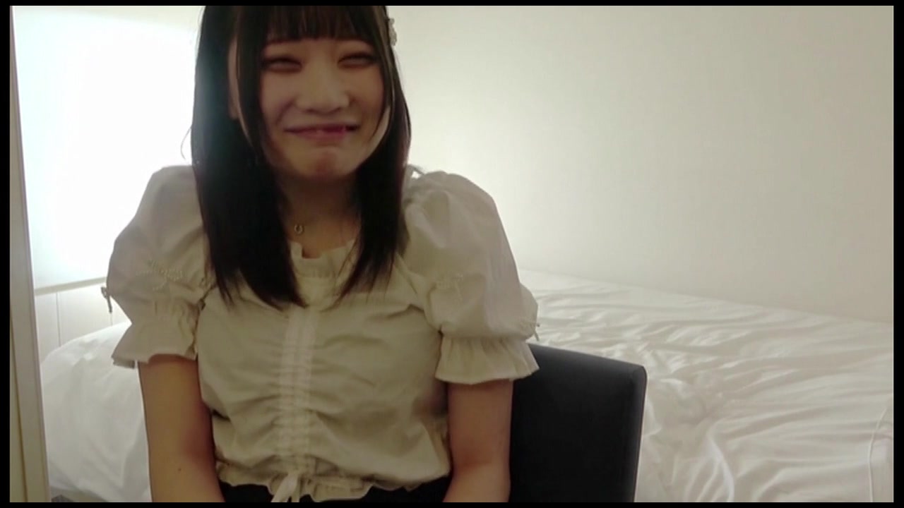 【秘蔵】アイドルを夢見る人気コンカフェ嬢と生中出しセックス！圧倒的透明感&挿入直後にとろける敏感体質は必見の価値あり♡ サンプル画像1