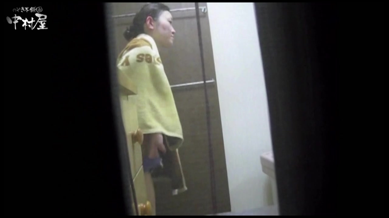 民家風呂専門盗撮師の超危険映像 Vol.005 サンプル画像5