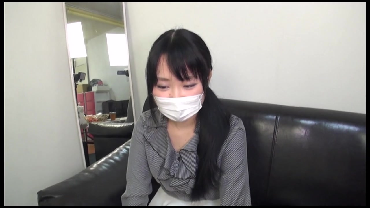 完全顔出し 色白黒髪ロングフェラ好き お嬢様音大生 うぶうぶなのに 前編 まな サンプル画像1