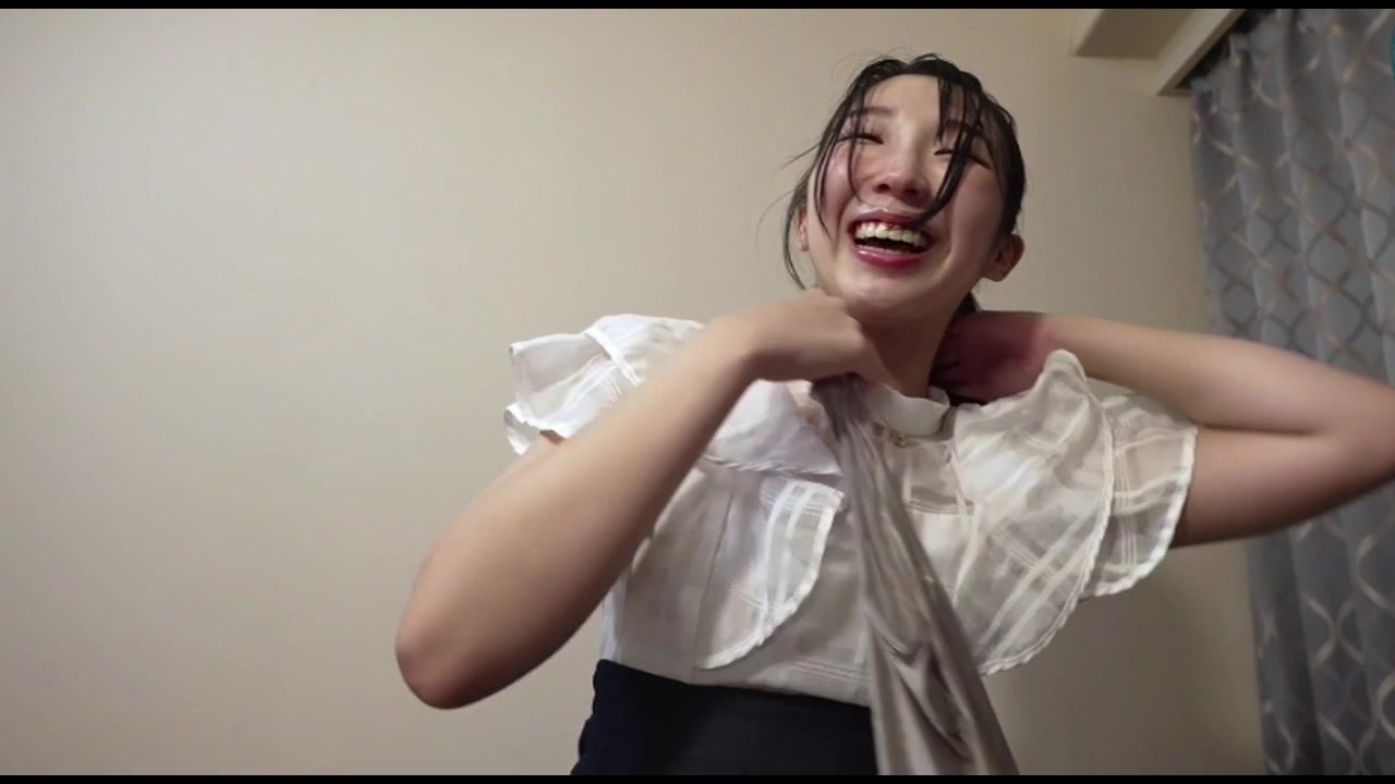 ★顔出し★素人さんがえっちな事をしにやってきた！ケース＃109 スケスケテカテカのレオタードでエロさ100倍！！ちょっと雰囲気が変わった まゆちゃん（20）の場合 サンプル画像