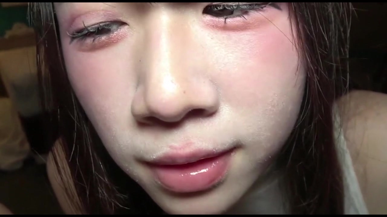 長身色白Ｆカップ美女！スタイル抜群で超美脚が黒ストッキングで映える⤴着衣のまま挿入でイキまくり！ゴックン 中だし サンプル画像
