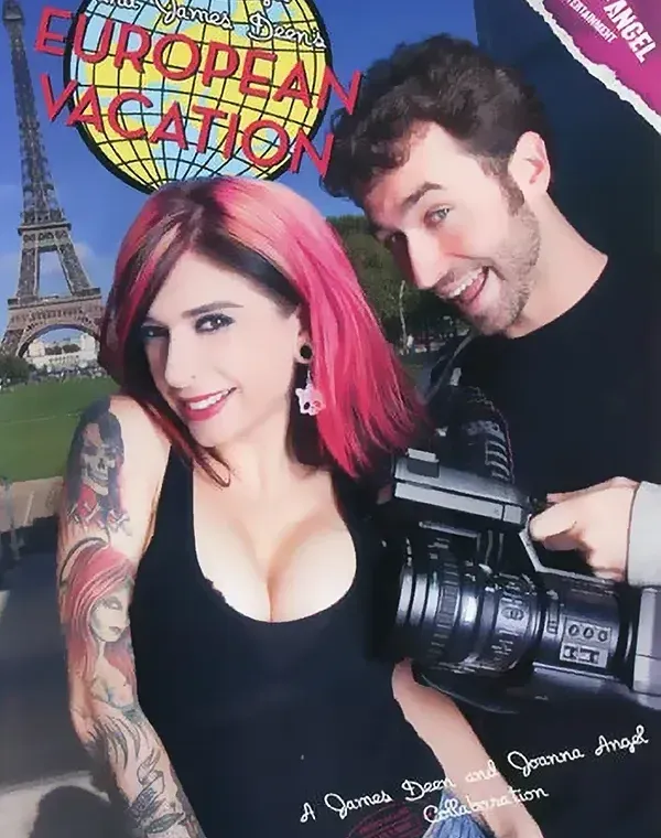 Joanna Angel And James Deen's European Vacationダウンロード