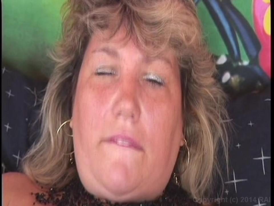 Mega Moms 5 サンプル画像24