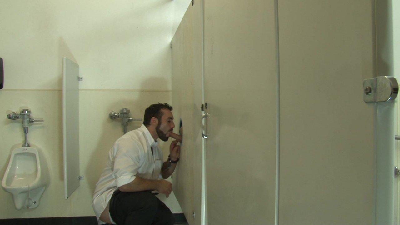 Tranny Glory Hole Surprise 3 サンプル画像24