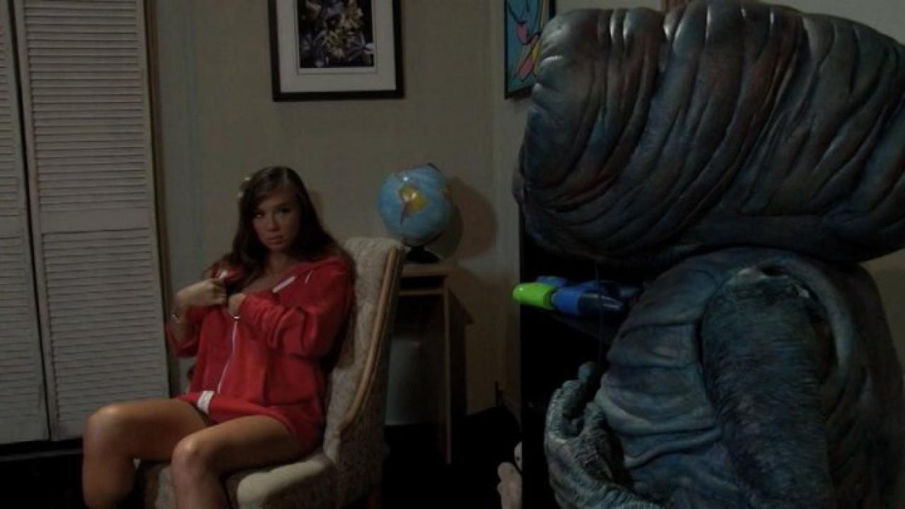 E.T. XXX: A Dreamzone Parody (2 DVD Set) サンプル画像