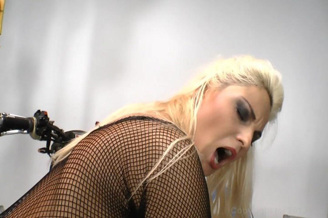 Gape In Italy サンプル画像18