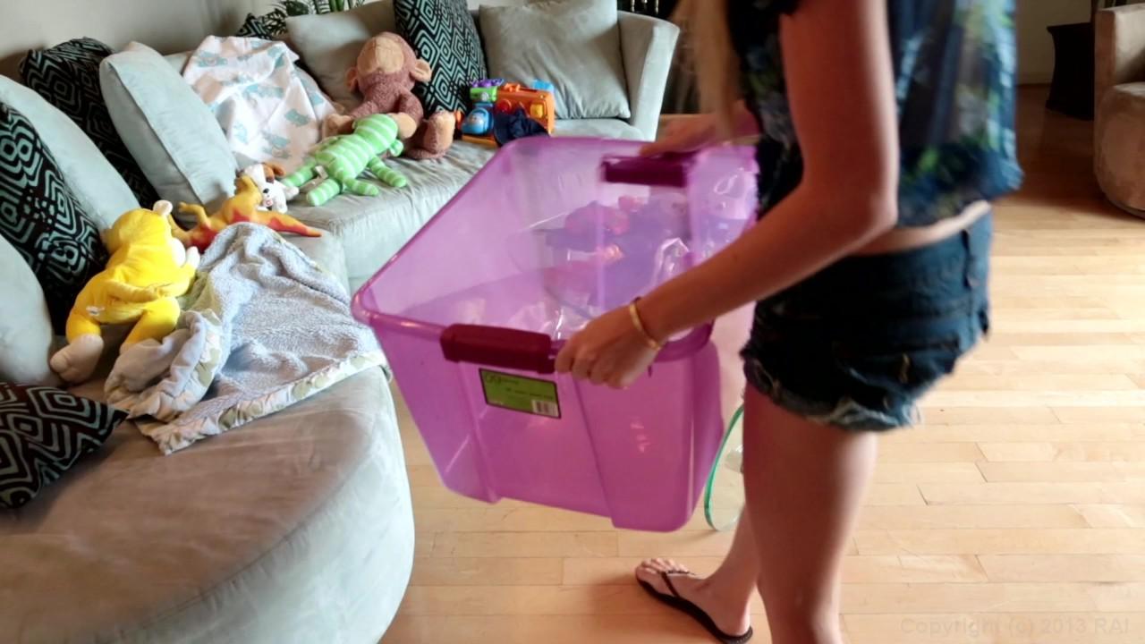 Lesbian Babysitters 9 サンプル画像8