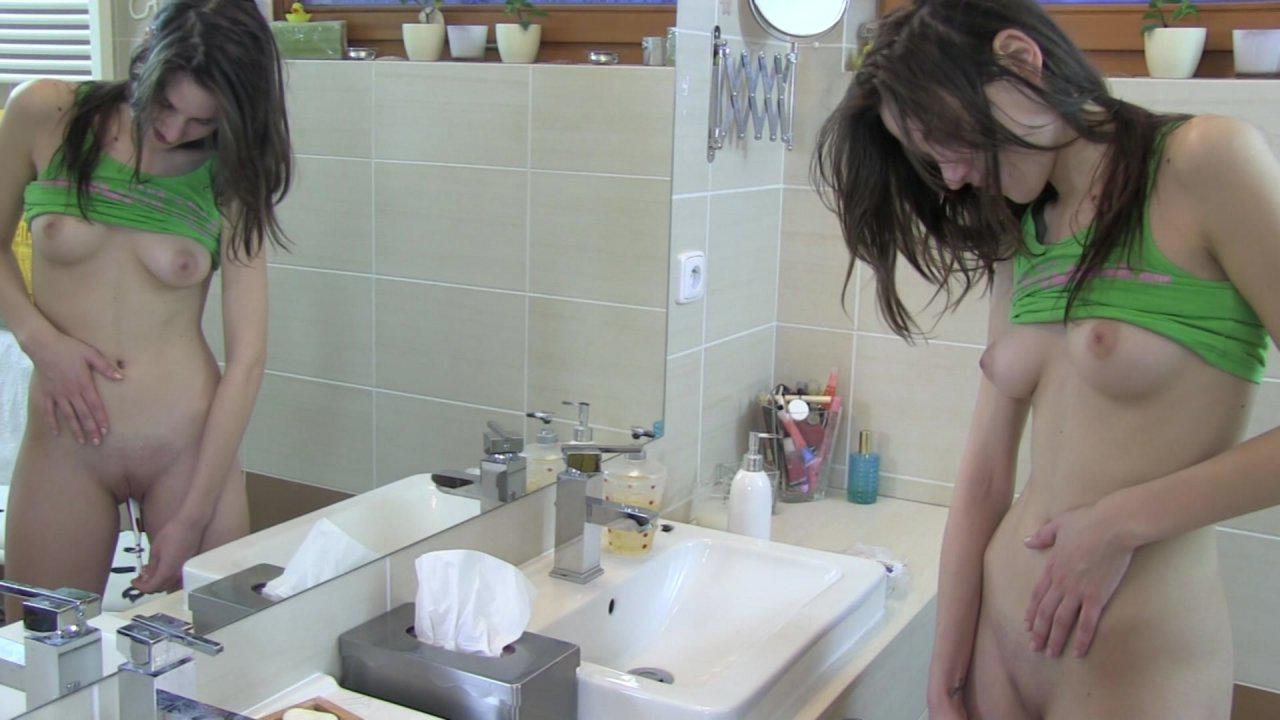 Desperate At Home 7 サンプル画像