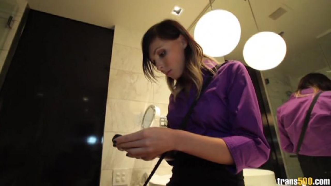 Transsexual Sexcapades 2 サンプル画像16