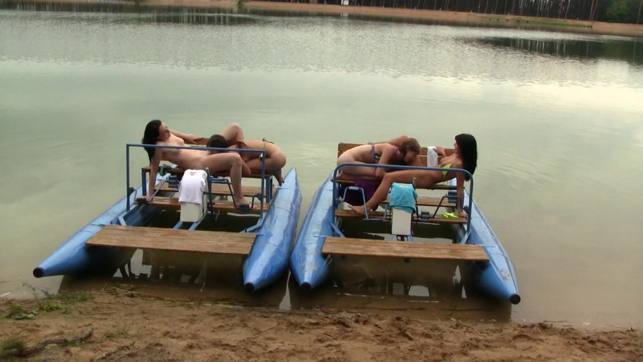 Sweethearts Lesbians 2 サンプル画像27