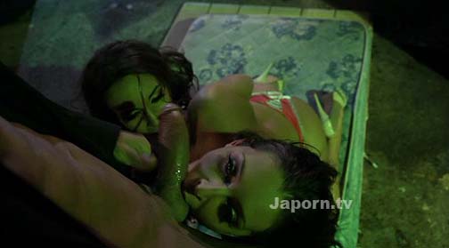 Iron Man XXX: An Extreme Comixxx Parody (2 DVD Set) サンプル画像