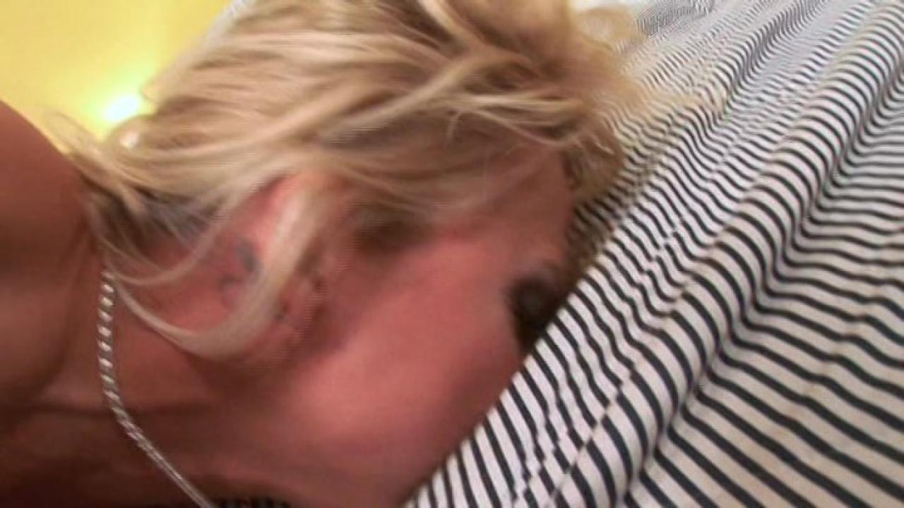 Let Me Fuck Your Mom サンプル画像39