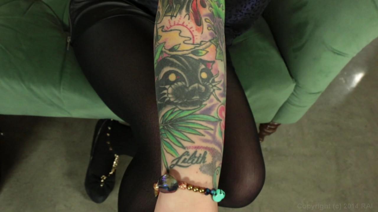 Curvy Casting Couch 1 サンプル画像