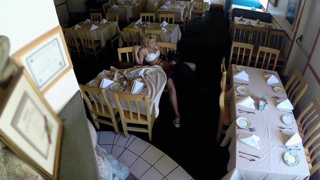Eating Out サンプル画像