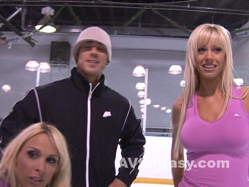 Big Tits In Sports 2 サンプル画像