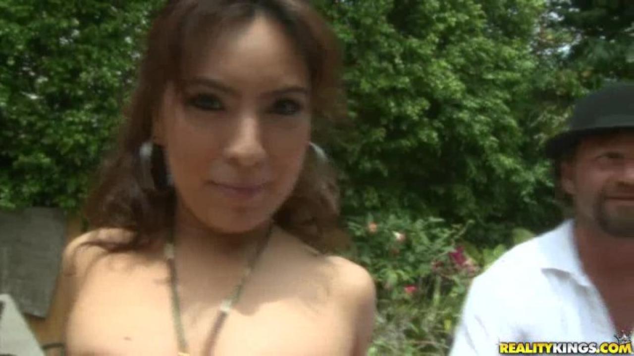 MILF Hunter 18 サンプル画像
