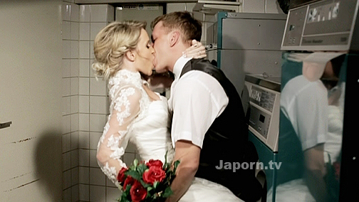 Private Gold: Cumshot Weddings サンプル画像