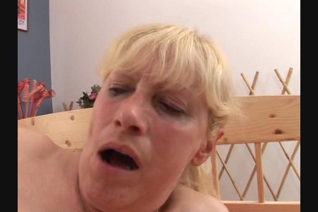 70 Year Old Sex Addicts (**DVD-R Disc**) サンプル画像