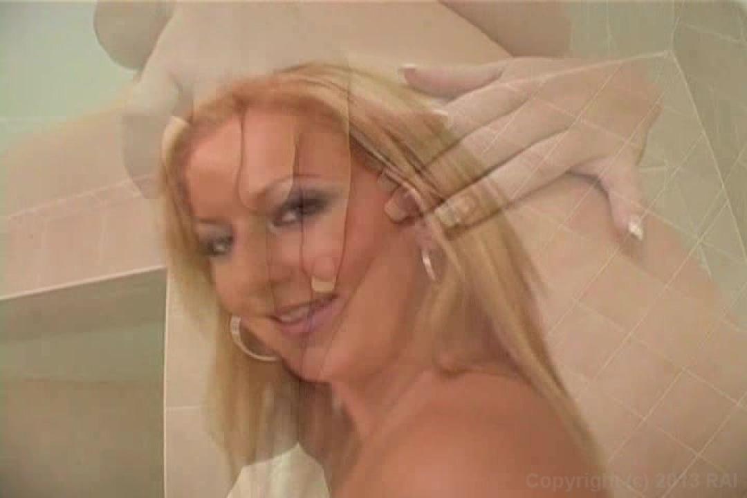 Obsessed With Breasts サンプル画像