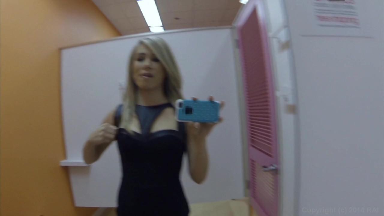 Selfies (Wicked) サンプル画像