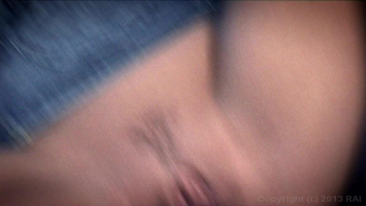 Orgy In Ibiza サンプル画像15