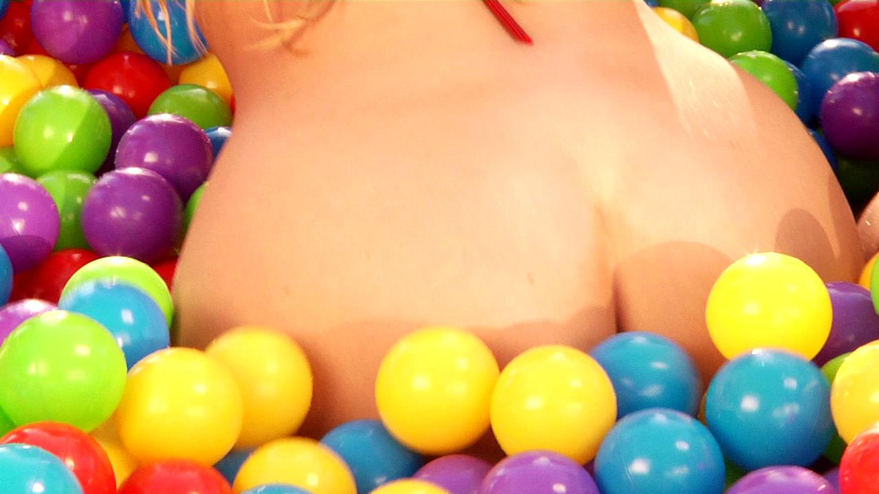 Anikka vs Kelsi サンプル画像