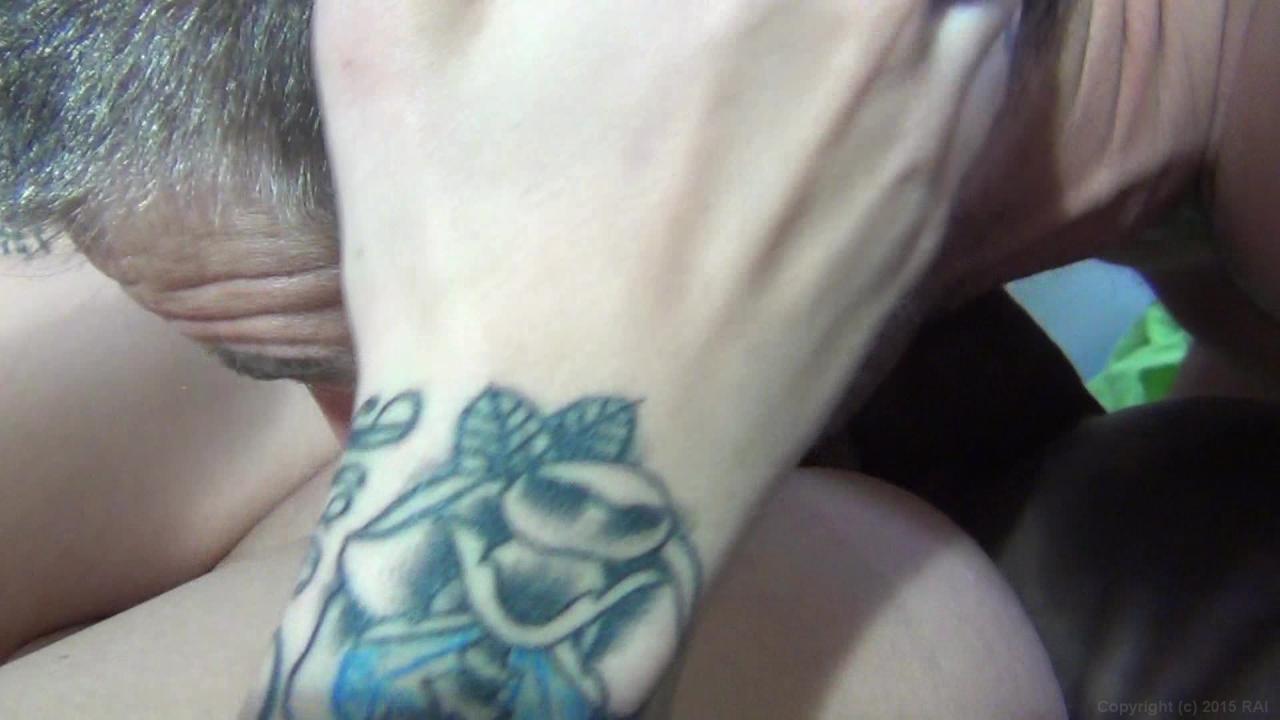 Tattooed Temptresses 2 サンプル画像0