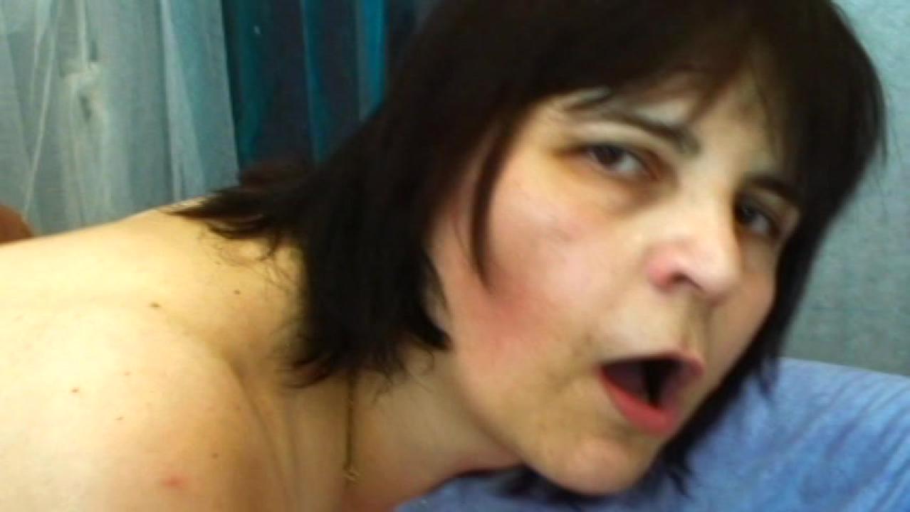 Big Titty Grannies 2 サンプル画像