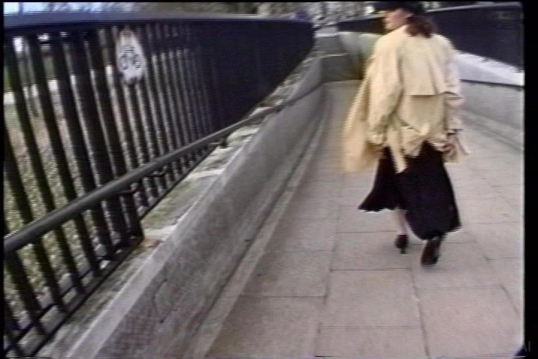 Buttman's British Moderately Big Tit Adventure サンプル画像1