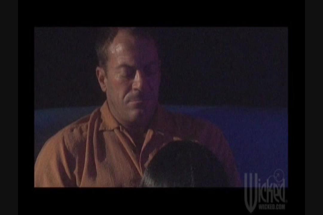 Date Night (4 Hours DVD) サンプル画像