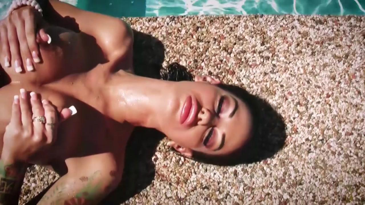 Latex Sirens サンプル画像4