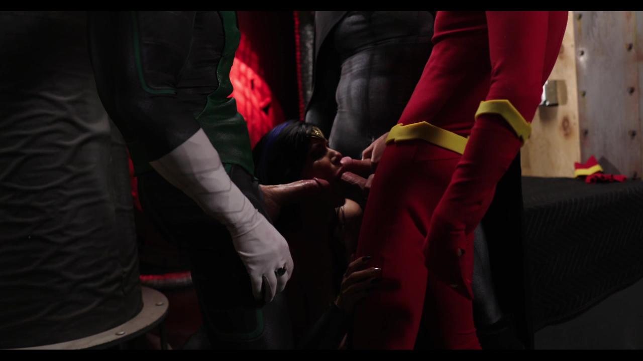 Justice League XXX: An Alex Braun Parody (2 DVD Set) サンプル画像33